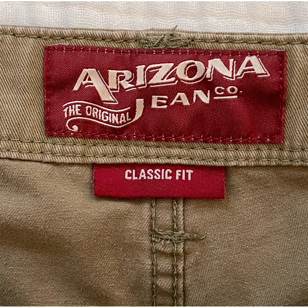 Arizona Jean Co. Classic Fit Cargo Shorts - Picture 3 of 6